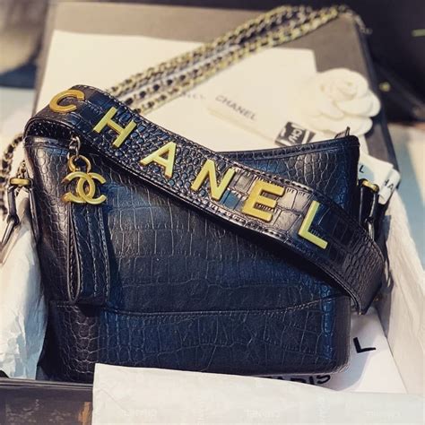 chanel embossed bag